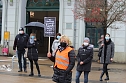 Proteste der Fris&ouml;rinnung vor dem Nordh&auml;user Bahnhof (Foto: oas)