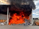 Brand bei Th&uuml;ringen Recycling in Bad Langensalza (Foto: Feuerwehr Bad Langensalza )