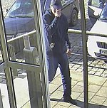 Wer kennt diesen Mann? (Foto: Polizei)