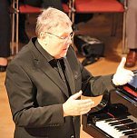 Matterhorn der Chormusik erklommen (Foto: Karl-Heinz Herrmann) Matterhorn der Chormusik erklommen (Foto: Karl-Heinz Herrmann)