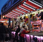 Ladynight auf den Jahrmarkt (Foto: nnz City Scout Sven G&auml;mkow)