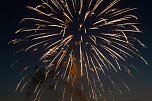 Großes Feuerwerk zum diesjährigen Brunnenfest in Bad Langensalza (Foto: M.Osinzew) Großes Feuerwerk zum diesjährigen Brunnenfest in Bad Langensalza (Foto: M.Osinzew)