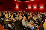 Gut gef&uuml;llter Kinosaal gestern Abend zum "Komanditchen" (Foto: Eva Maria Wiegand)