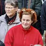 Beginn der 5. Jahreszeit. Kinder erst&uuml;rmen Langensalzaer Rathaus (Foto: Eva Maria Wiegand)