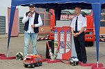 Feierliche Übergabe der neuen Drehleiter bei der Feuerwehr in Bad Langensalza (Foto: Eva Maria Wiegand) Feierliche Übergabe der neuen Drehleiter bei der Feuerwehr in Bad Langensalza (Foto: Eva Maria Wiegand)