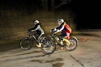 Sichtbarkeit im Straßenverkehr: Durch so genannte "Clippies" werden Speichen und damit das ganze Fahrrad besser sichtbar. Bild: Sichtbarkeit im Straßenverkehr: Durch so genannte "Clippies" werden Speichen und damit das ganze Fahrrad besser sichtbar.