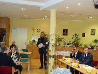 Übergabe der Bauschutzbrillen an Abgeordneten des Landtages Bild: Übergabe der Bauschutzbrillen an Abgeordneten des Landtages
