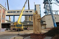 Neue Seilfahrtsbrücke wird montiert Bild: Neue Seilfahrtsbrücke wird montiert