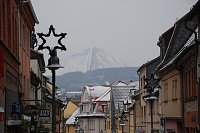 Die Göpenstraße wurde im Januar 2016, also konkret am heutigen 3., um genau zu sein, erstmals in weihnachtliche Stimmung versetzt. Was lange währt, wird eben manchmal gut. Bild: Die Göpenstraße wurde im Januar 2016, also konkret am heutigen 3., um genau zu sein, erstmals in weihnachtliche Stimmung versetzt. Was lange währt, wird eben manchmal gut.