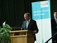 Verbeamtung von übeer 350 Lehrerinnen und Lehrern Bild: Verbeamtung von übeer 350 Lehrerinnen und Lehrern