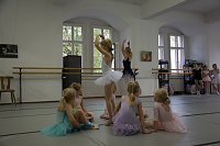 Bild:  Tanzm&auml;rchen zur Vorweihnachtszeit