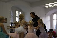 Bild:  Tanzm&auml;rchen zur Vorweihnachtszeit