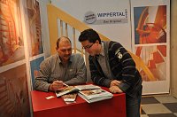 Bild: Messe im Autohaus Peter