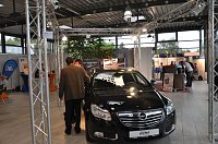 Bild: Messe im Autohaus Peter