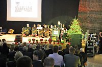 Tradition trifft Zukunft Bild: Tradition trifft Zukunft