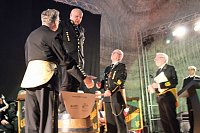 Tradition trifft Zukunft Bild: Tradition trifft Zukunft