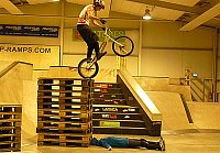 "Bikes in Motion" in der Skaterhalle Sondershausen Bild: "Bikes in Motion" in der Skaterhalle Sondershausen