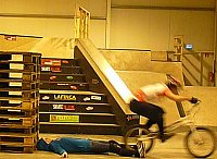"Bikes in Motion" in der Skaterhalle Sondershausen Bild: "Bikes in Motion" in der Skaterhalle Sondershausen