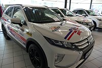 Autos an THC-Mädels übergeben Bild: Autos an THC-Mädels übergeben