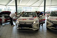 Autos an THC-Mädels übergeben Bild: Autos an THC-Mädels übergeben