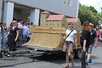 Festumzug zum Brunnenfest Bild: Festumzug zum Brunnenfest