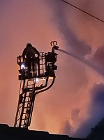 Großbrand am Abend in Oberdorla Bild: Großbrand am Abend in Oberdorla