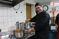 Bild: Er&ouml;ffnungsfeier mit geladenen G&auml;sten im Punjabi Bad&acute;sha
