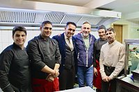 Bild: Er&ouml;ffnungsfeier mit geladenen G&auml;sten im Punjabi Bad&acute;sha