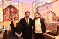 Bild: Er&ouml;ffnungsfeier mit geladenen G&auml;sten im Punjabi Bad&acute;sha
