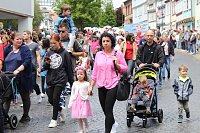 Großer festlicher Umzug zum 211. Brunnenfest in Bad Langensalza Bild: Großer festlicher Umzug zum 211. Brunnenfest in Bad Langensalza