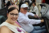 Farbenfroher Festumzug zum 211. Brunnenfest in Bad Langensalza Bild: Farbenfroher Festumzug zum 211. Brunnenfest in Bad Langensalza