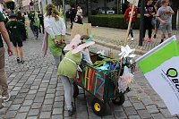 Farbenfroher Festumzug zum 211. Brunnenfest in Bad Langensalza Bild: Farbenfroher Festumzug zum 211. Brunnenfest in Bad Langensalza