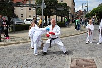 Farbenfroher Festumzug zum 211. Brunnenfest in Bad Langensalza Bild: Farbenfroher Festumzug zum 211. Brunnenfest in Bad Langensalza