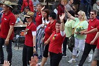 Teilnehmerinnen und Teilnehmer des Festumzuges zum 211. Brunnenfest in Bad Langensalza Bild: Teilnehmerinnen und Teilnehmer des Festumzuges zum 211. Brunnenfest in Bad Langensalza