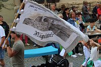 Teilnehmerinnen und Teilnehmer des Festumzuges zum 211. Brunnenfest in Bad Langensalza Bild: Teilnehmerinnen und Teilnehmer des Festumzuges zum 211. Brunnenfest in Bad Langensalza
