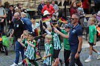 Teilnehmerinnen und Teilnehmer des Festumzuges zum 211. Brunnenfest in Bad Langensalza Bild: Teilnehmerinnen und Teilnehmer des Festumzuges zum 211. Brunnenfest in Bad Langensalza