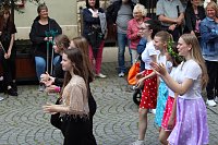 Teilnehmerinnen und Teilnehmer des Festumzuges zum 211. Brunnenfest in Bad Langensalza Bild: Teilnehmerinnen und Teilnehmer des Festumzuges zum 211. Brunnenfest in Bad Langensalza
