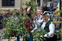 Teilnehmerinnen und Teilnehmer des Festumzuges zum 211. Brunnenfest in Bad Langensalza Bild: Teilnehmerinnen und Teilnehmer des Festumzuges zum 211. Brunnenfest in Bad Langensalza