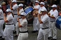 Teilnehmerinnen und Teilnehmer des Festumzuges zum 211. Brunnenfest in Bad Langensalza Bild: Teilnehmerinnen und Teilnehmer des Festumzuges zum 211. Brunnenfest in Bad Langensalza