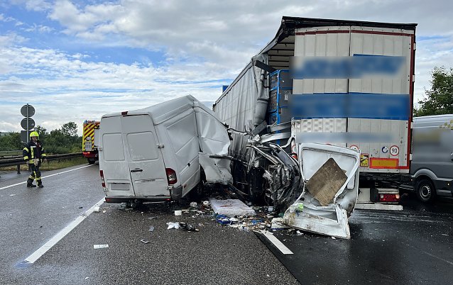 Unfall auf der A71 Bild: Unfall auf der A71