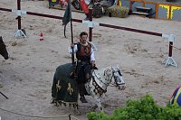 Hochprofessionelle Reitershow mit "Wenzel Ritterspiele" Bild: Hochprofessionelle Reitershow mit "Wenzel Ritterspiele"