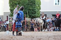 Hochprofessionelle Reitershow mit "Wenzel Ritterspiele" Bild: Hochprofessionelle Reitershow mit "Wenzel Ritterspiele"