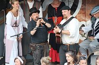 Bild: Zwei Tage lang feierten die Langensalzaer mit ihren G&auml;sten aus nah und fern ihr 30. Mittelalterstadtfest