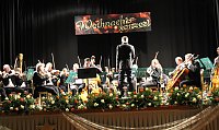 Markus Huber führte seine Thüringer Philharmoniker gewohnt souverän durch das Programm Bild: Markus Huber führte seine Thüringer Philharmoniker gewohnt souverän durch das Programm