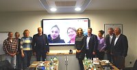 Videokonferenz in Nordhausen mit der Oympiasiegerin im Kugelstoßen, Yemisi Ogunleye, und ihrer Trainerin Bild: Videokonferenz in Nordhausen mit der Oympiasiegerin im Kugelstoßen, Yemisi Ogunleye, und ihrer Trainerin