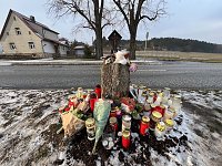 Bild: Gro&szlig;e Anteilnahme an der Unfallstelle