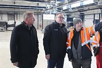 Ortsbegehung einer möglichen neuen Halle für Federn Oßwald Bild: Ortsbegehung einer möglichen neuen Halle für Federn Oßwald