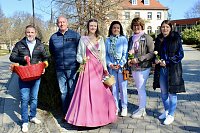Bild: Einhundertundzwanzig Kindergartenkinder feierten mit ihren Erzieherinnen und Erziehern das 20. Jubil&auml;um des Schwefel-Sole-Heilbades Bad Langensalza mit einem Festumzug