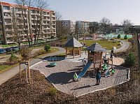 Bild: Spielplatz Bad Nauheimer Stra&szlig;e in Bad Langensalza, an "Nutzer" &uuml;bergeben