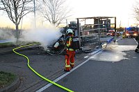Bild: LKW brannte auf der Autobahn-Rastst&auml;tte
